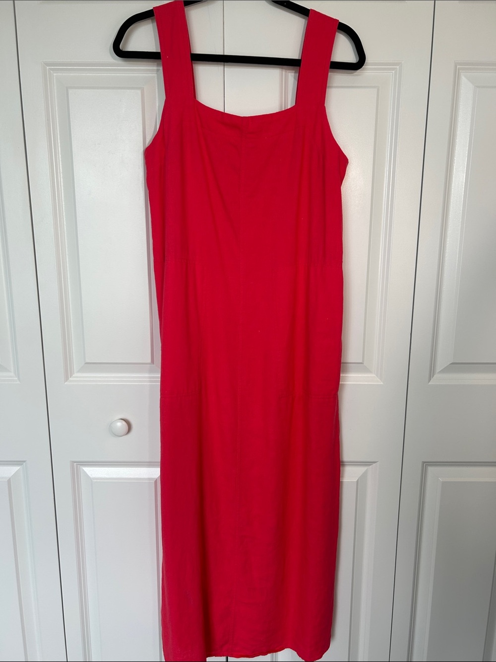 Sleeveless Red Midi Dress - Picture 2 of 6